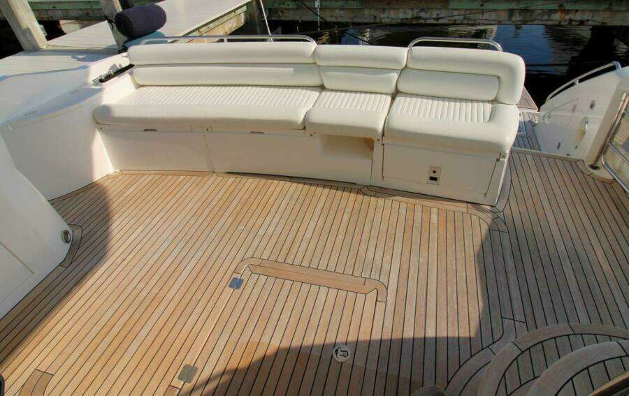 Aft Deck Seating