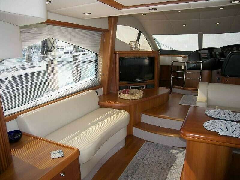 Salon To Port From Aft