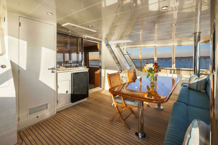 LA BELLA VITA II 72ft Hampton Yacht For Sale