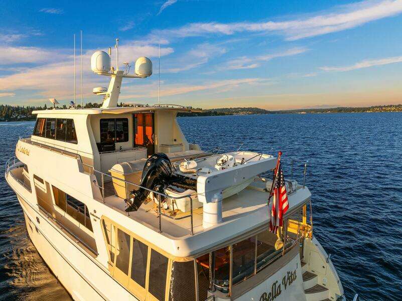 LA BELLA VITA II 72ft Hampton Yacht For Sale