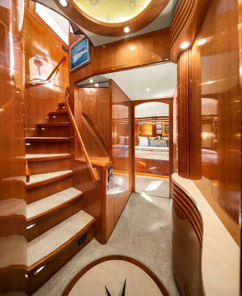 LA BELLA VITA II 72ft Hampton Yacht For Sale