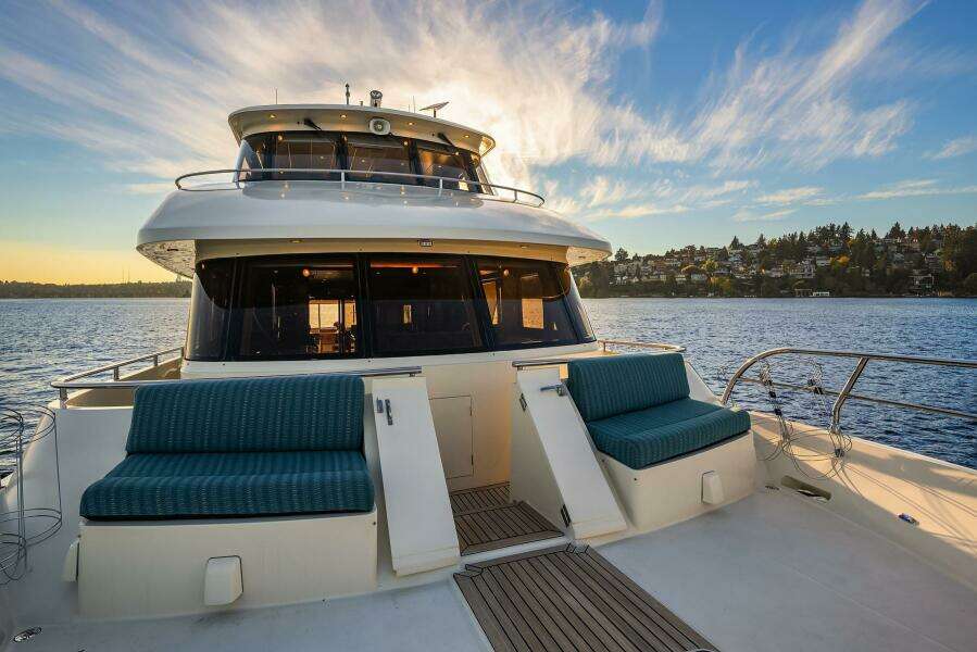 LA BELLA VITA II 72ft Hampton Yacht For Sale