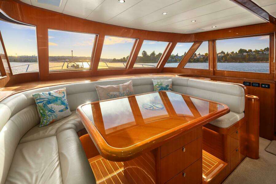 LA BELLA VITA II 72ft Hampton Yacht For Sale