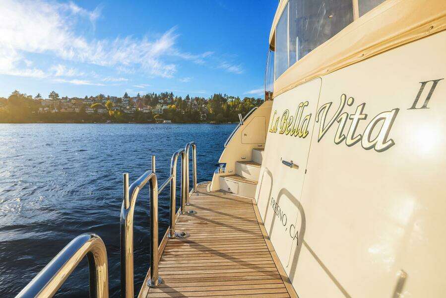 LA BELLA VITA II 72ft Hampton Yacht For Sale