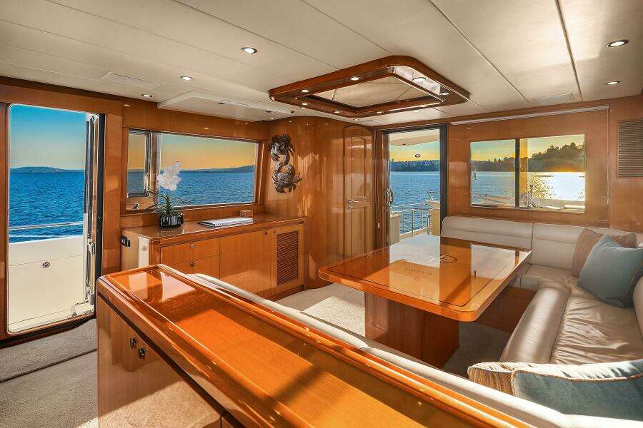 LA BELLA VITA II 72ft Hampton Yacht For Sale
