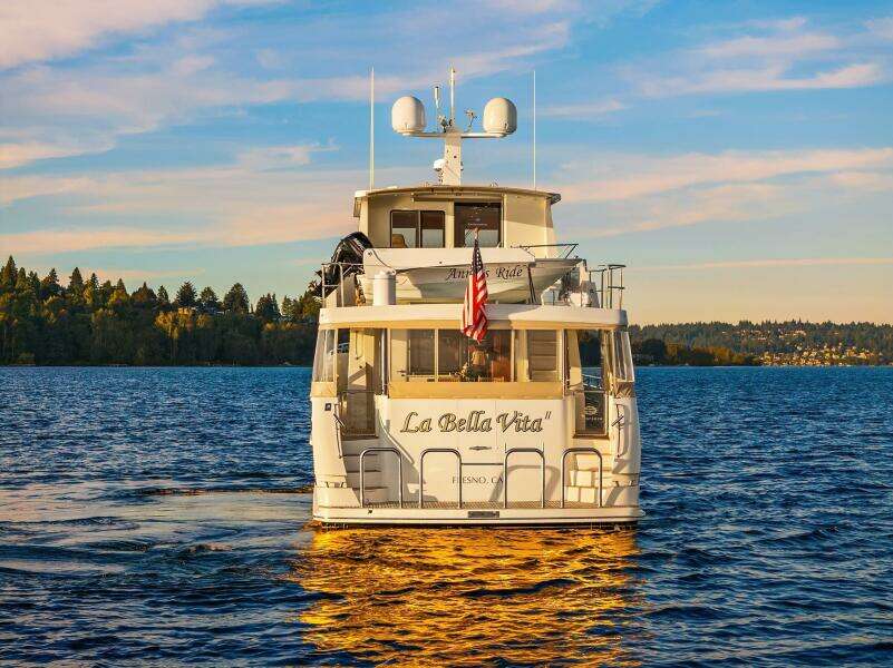 LA BELLA VITA II 72ft Hampton Yacht For Sale