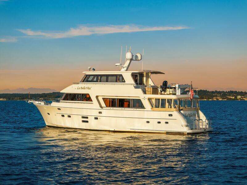 LA BELLA VITA II 72ft Hampton Yacht For Sale