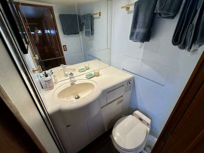 Rover 46ft Ocean Alexander Yacht For Sale