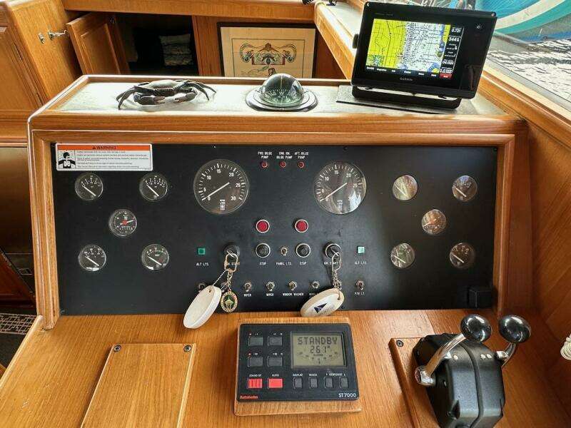 Rover 46ft Ocean Alexander Yacht For Sale