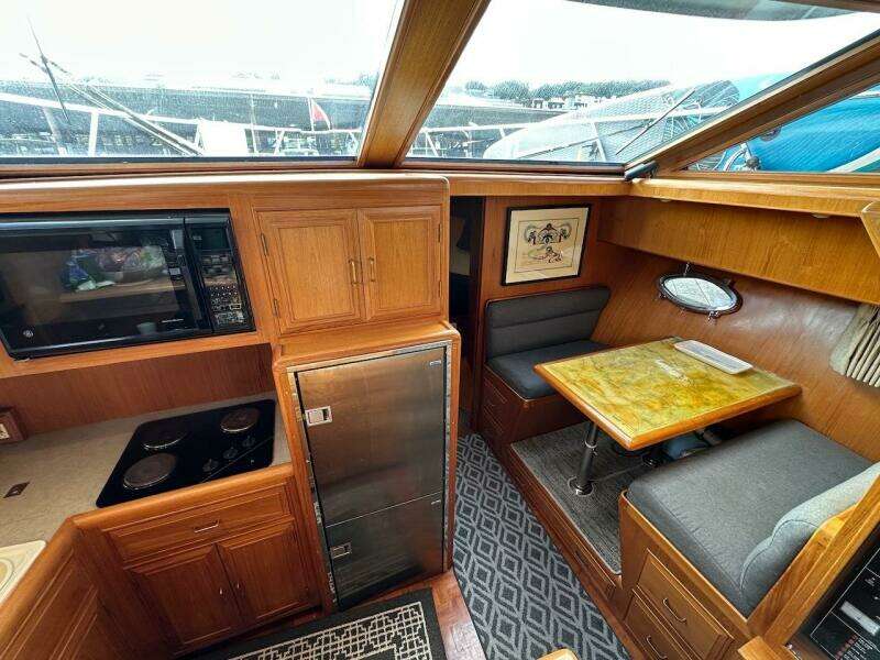 Rover 46ft Ocean Alexander Yacht For Sale