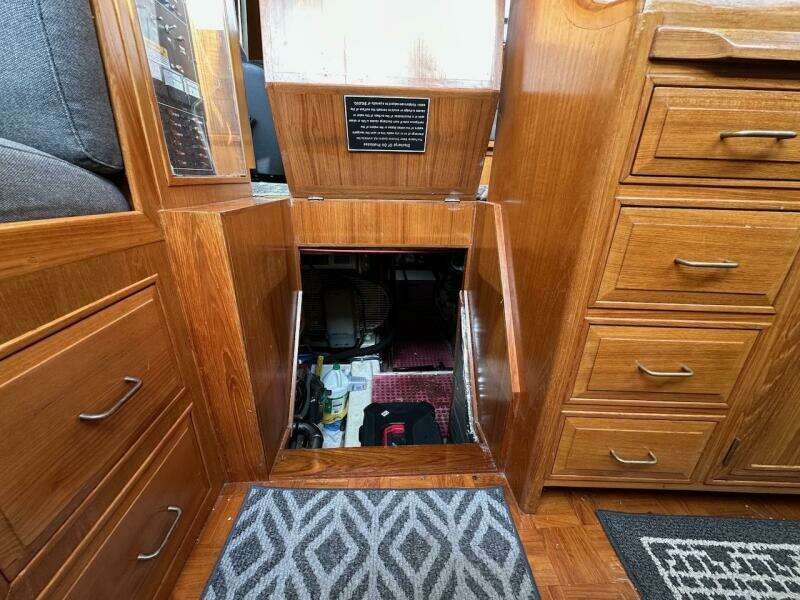 Rover 46ft Ocean Alexander Yacht For Sale