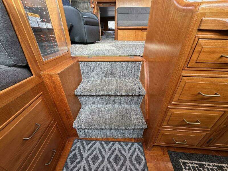 Rover 46ft Ocean Alexander Yacht For Sale