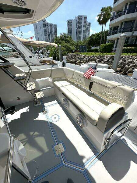 THE LOPEZ DREAM TWO 38ft Regal Yacht For Sale