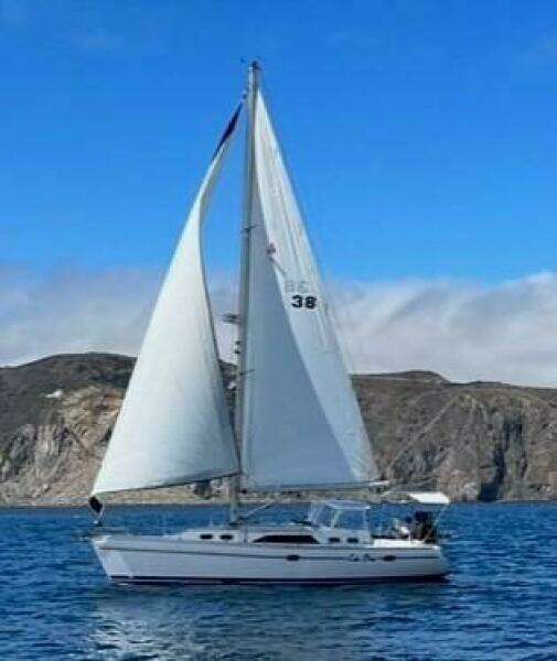 Kia Ora 38ft Catalina Yacht For Sale