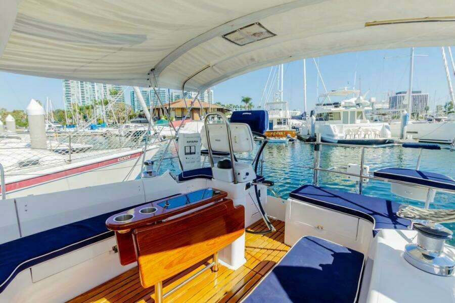 Kia Ora 38ft Catalina Yacht For Sale