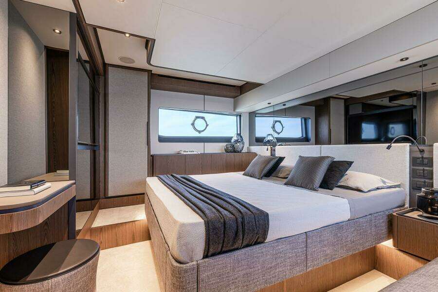 OUR TRADE 58ft Ferretti Yachts Yacht For Sale