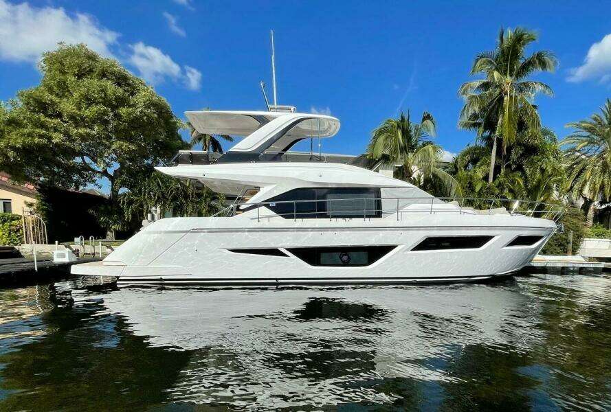 OUR TRADE 58ft Ferretti Yachts Yacht For Sale