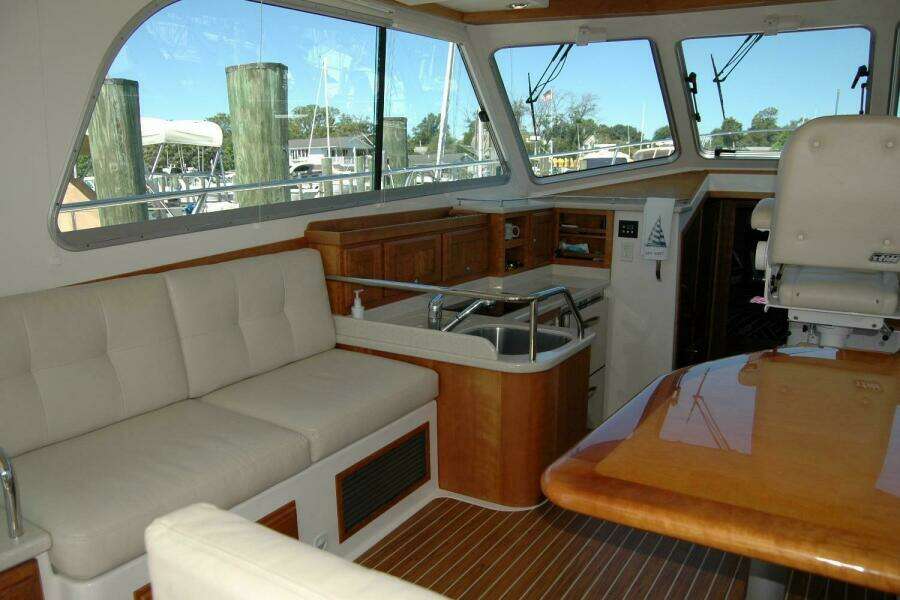 Double D 37ft Back Cove Yacht For Sale