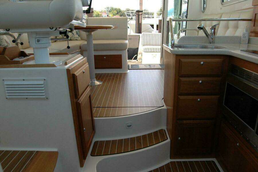 Double D 37ft Back Cove Yacht For Sale