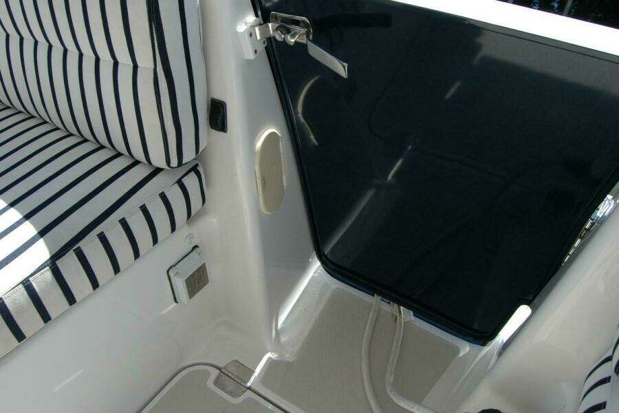 Double D 37ft Back Cove Yacht For Sale