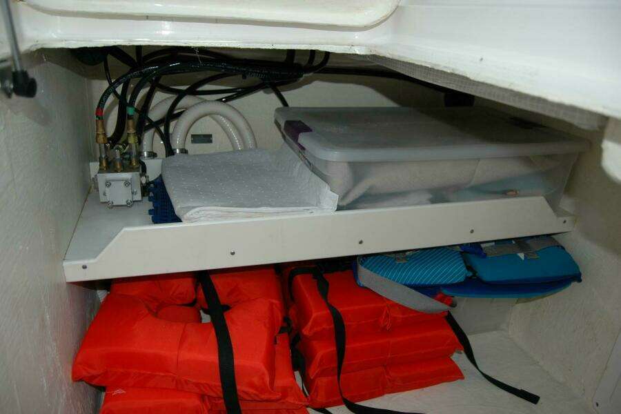 Double D 37ft Back Cove Yacht For Sale