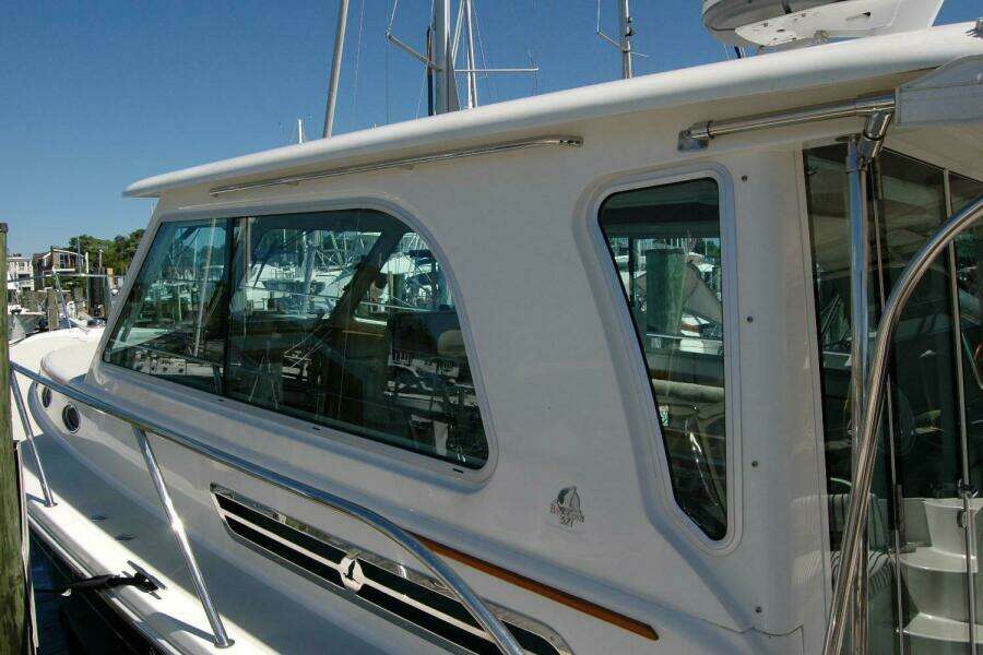 Double D 37ft Back Cove Yacht For Sale