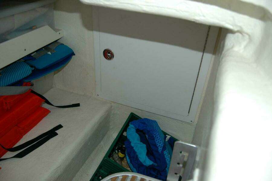 Double D 37ft Back Cove Yacht For Sale