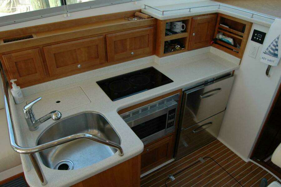 Double D 37ft Back Cove Yacht For Sale