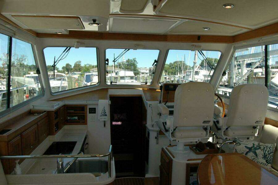 Double D 37ft Back Cove Yacht For Sale
