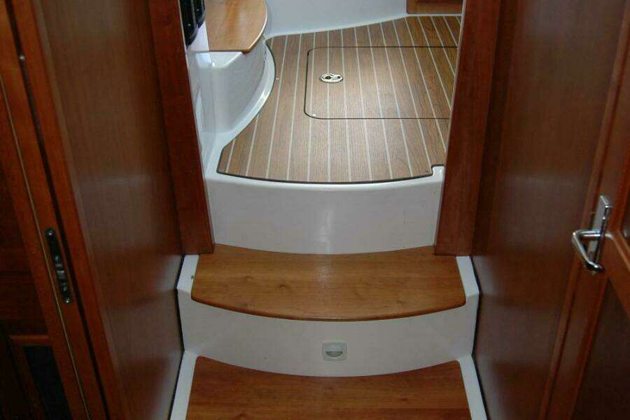Double D 37ft Back Cove Yacht For Sale
