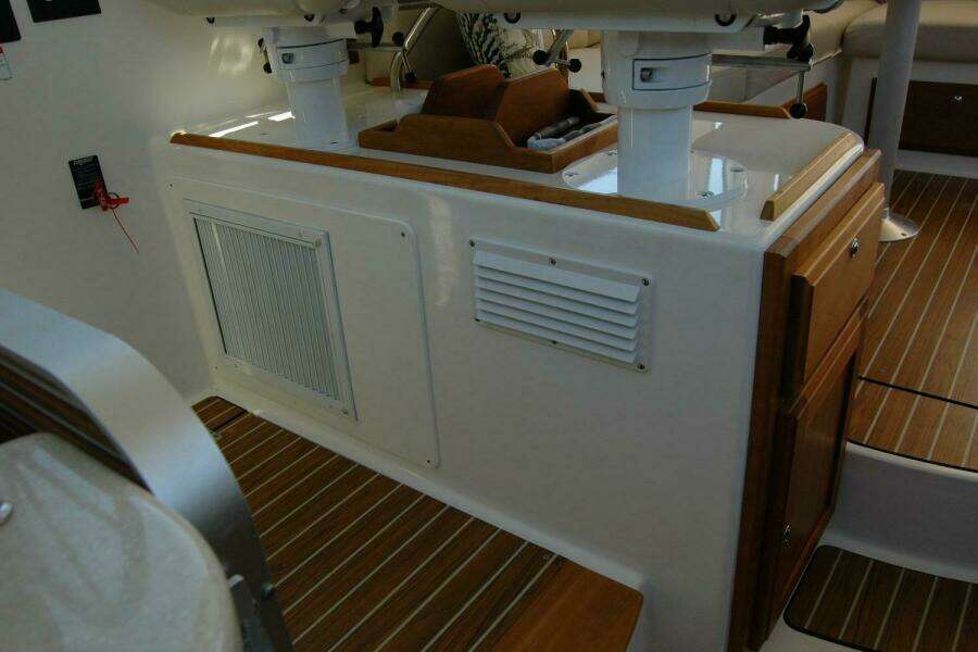 Double D 37ft Back Cove Yacht For Sale