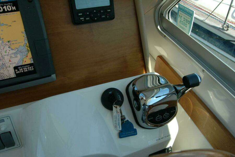Double D 37ft Back Cove Yacht For Sale