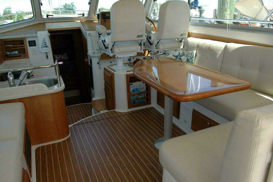 Double D 37ft Back Cove Yacht For Sale