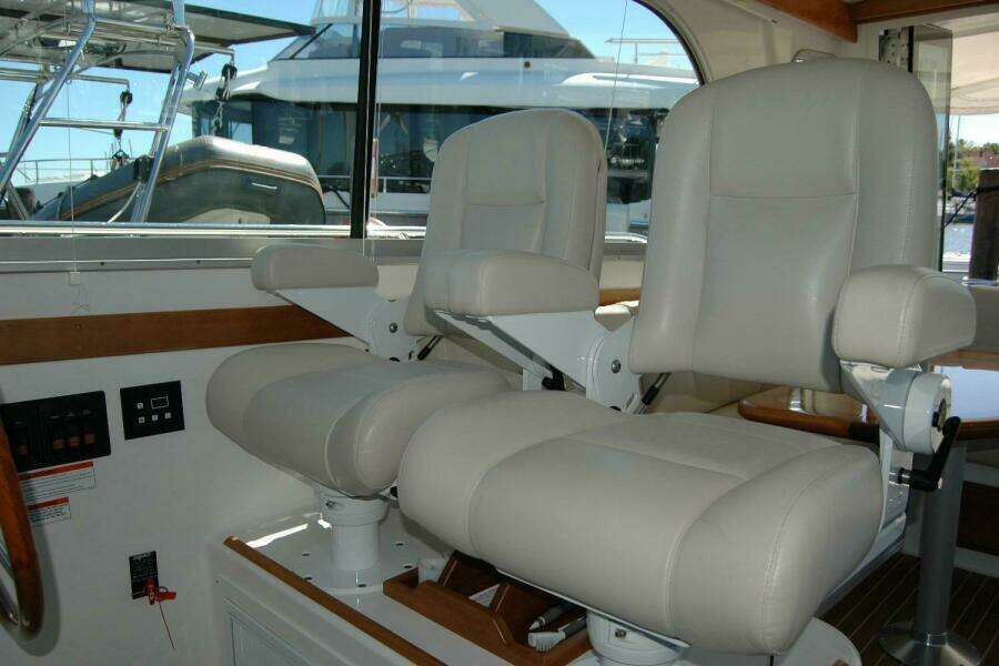Double D 37ft Back Cove Yacht For Sale