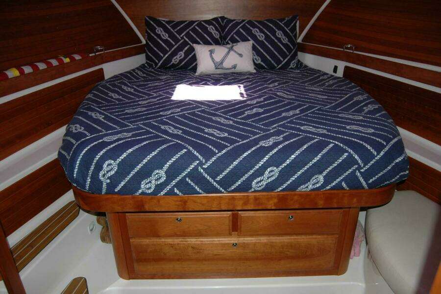 Double D 37ft Back Cove Yacht For Sale