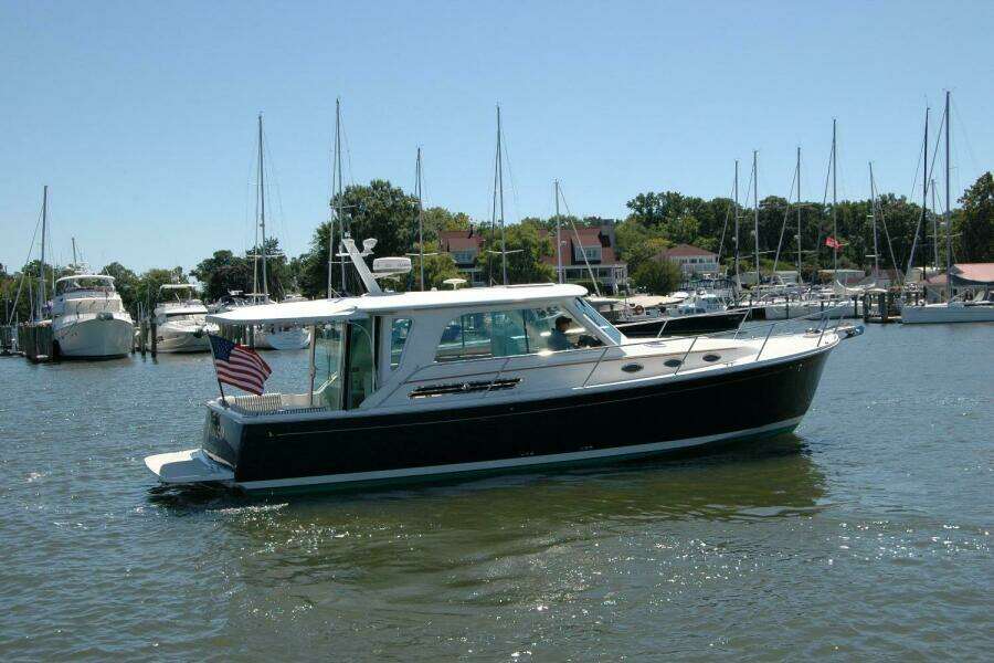 Double D 37ft Back Cove Yacht For Sale