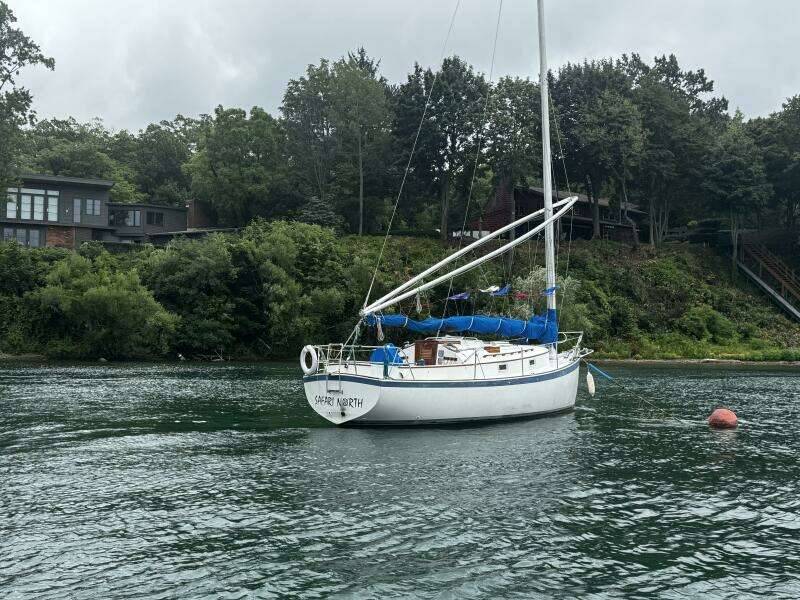 26ft Nonsuch Yacht For Sale