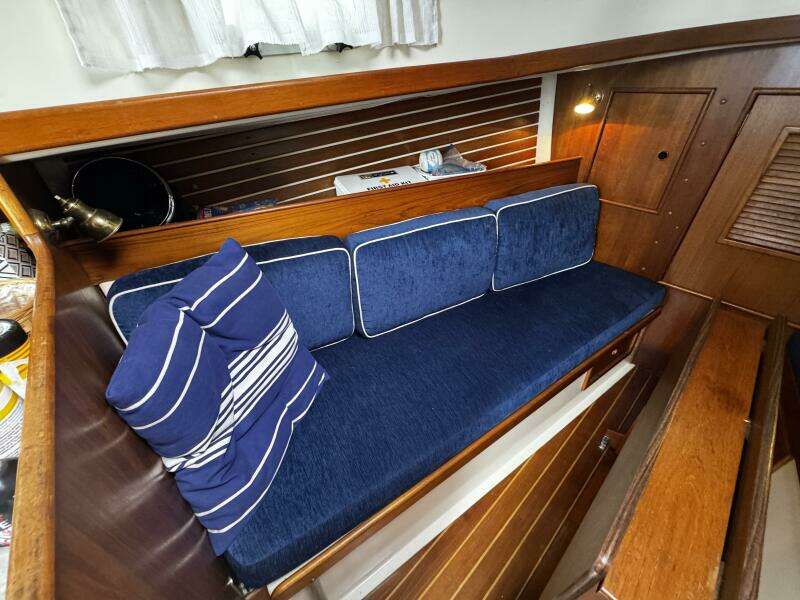 26ft Nonsuch Yacht For Sale