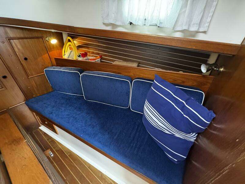 26ft Nonsuch Yacht For Sale