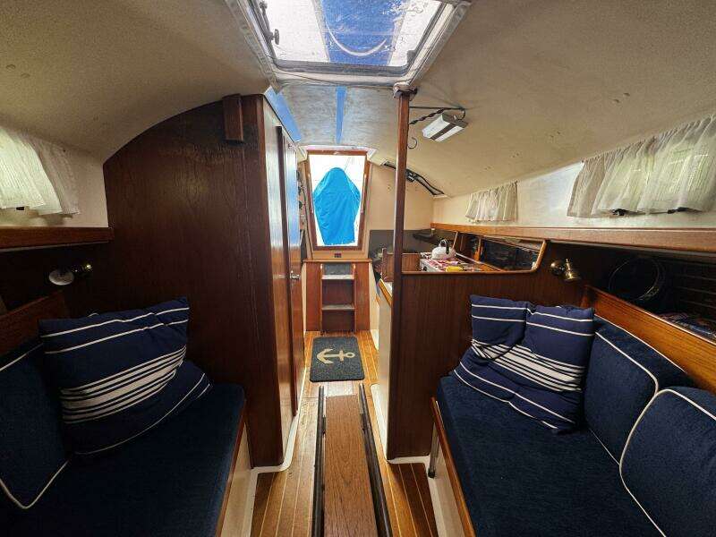 26ft Nonsuch Yacht For Sale