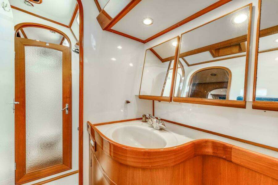 Perfect Symmetry 70ft Hylas Yacht For Sale