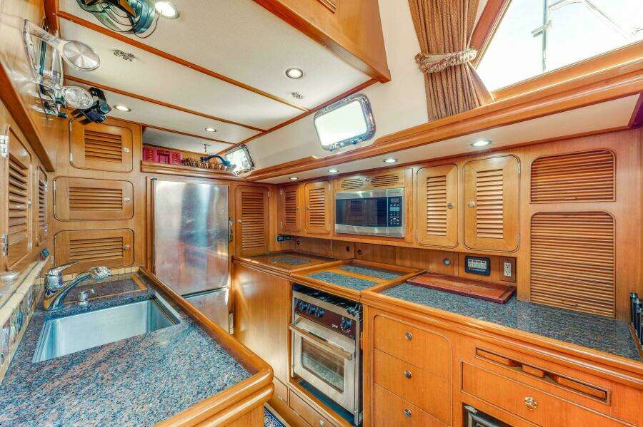 Perfect Symmetry 70ft Hylas Yacht For Sale
