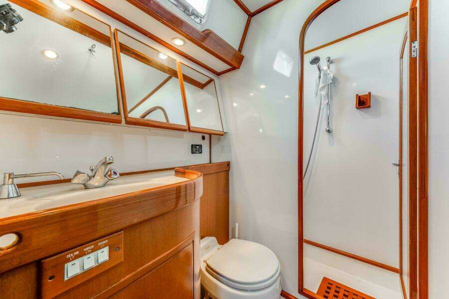Perfect Symmetry 70ft Hylas Yacht For Sale