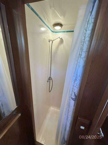 48' DeFever master stateroom shower