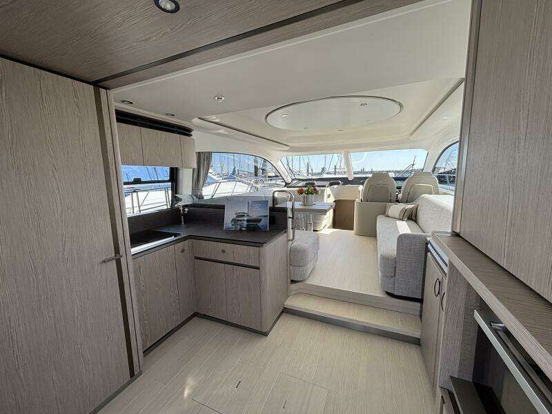 53ft Azimut Yacht For Sale