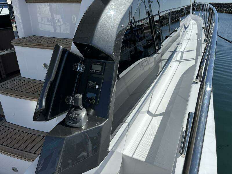 53ft Azimut Yacht For Sale
