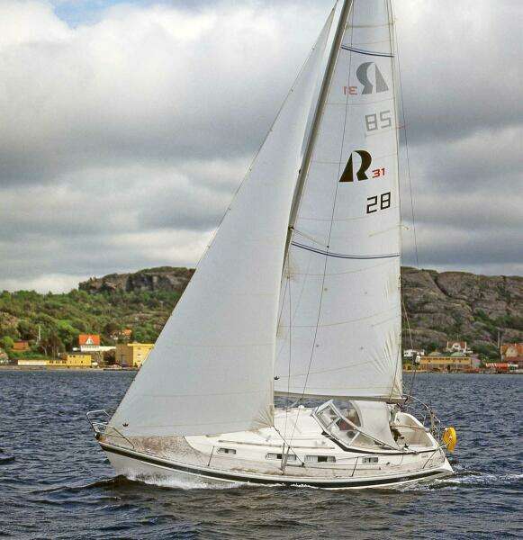 Roniin 31ft Hallberg Rassy Yacht For Sale