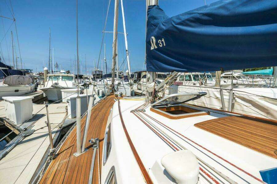 Roniin 31ft Hallberg Rassy Yacht For Sale