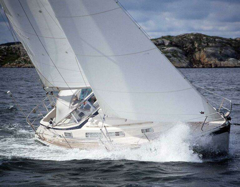Roniin 31ft Hallberg Rassy Yacht For Sale