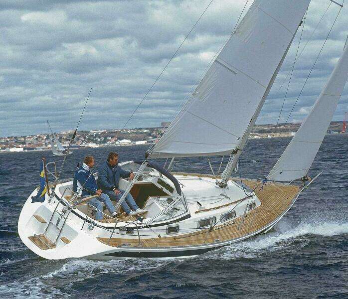 Roniin 31ft Hallberg Rassy Yacht For Sale